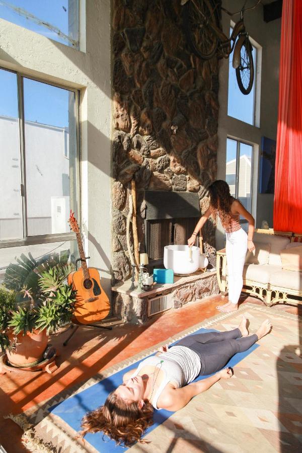 Ocean Front Vortex Female Hostel Private Rooms Free Bikes ロサンゼルス エクステリア 写真
