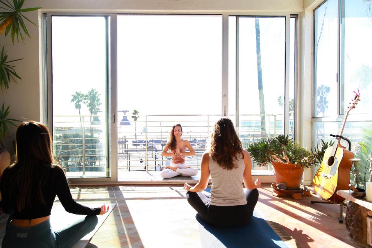 Ocean Front Vortex Female Hostel Private Rooms Free Bikes ロサンゼルス エクステリア 写真