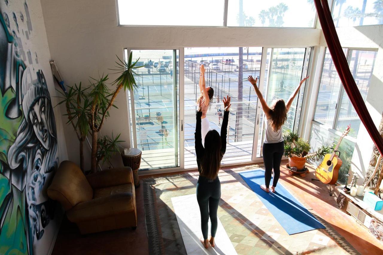 Ocean Front Vortex Female Hostel Private Rooms Free Bikes ロサンゼルス エクステリア 写真
